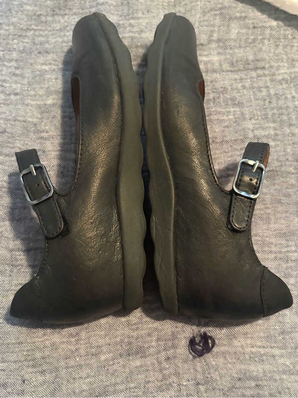 Dansko Black Burnished Nubuck/Leather Mary Jane. - Picture 6 of 7